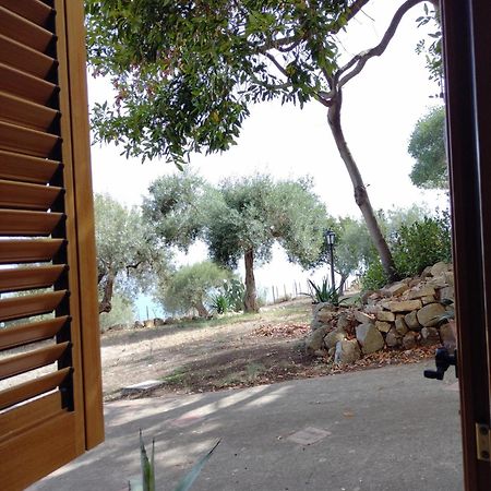 A Casa Di Peppino Villa Greco Tindari Luaran gambar