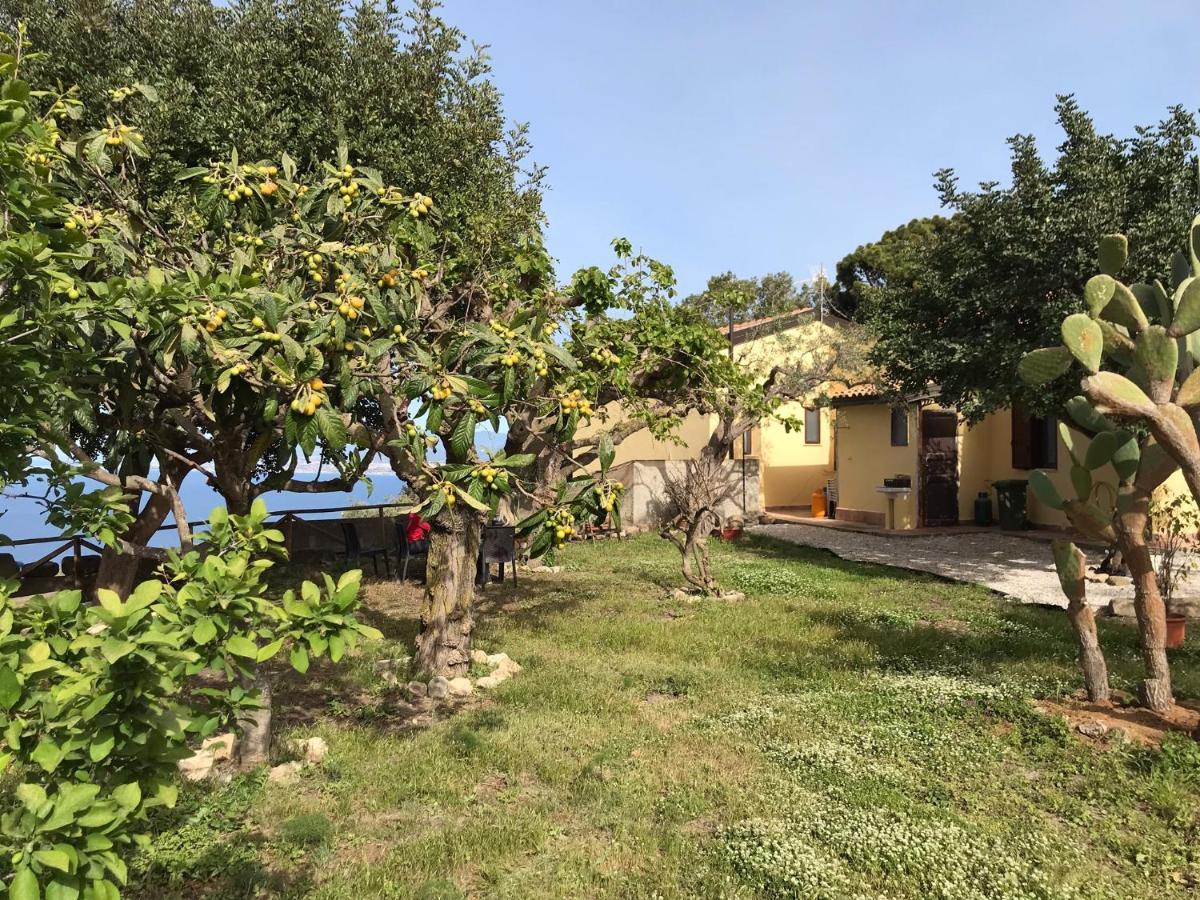 A Casa Di Peppino Villa Greco Tindari Luaran gambar