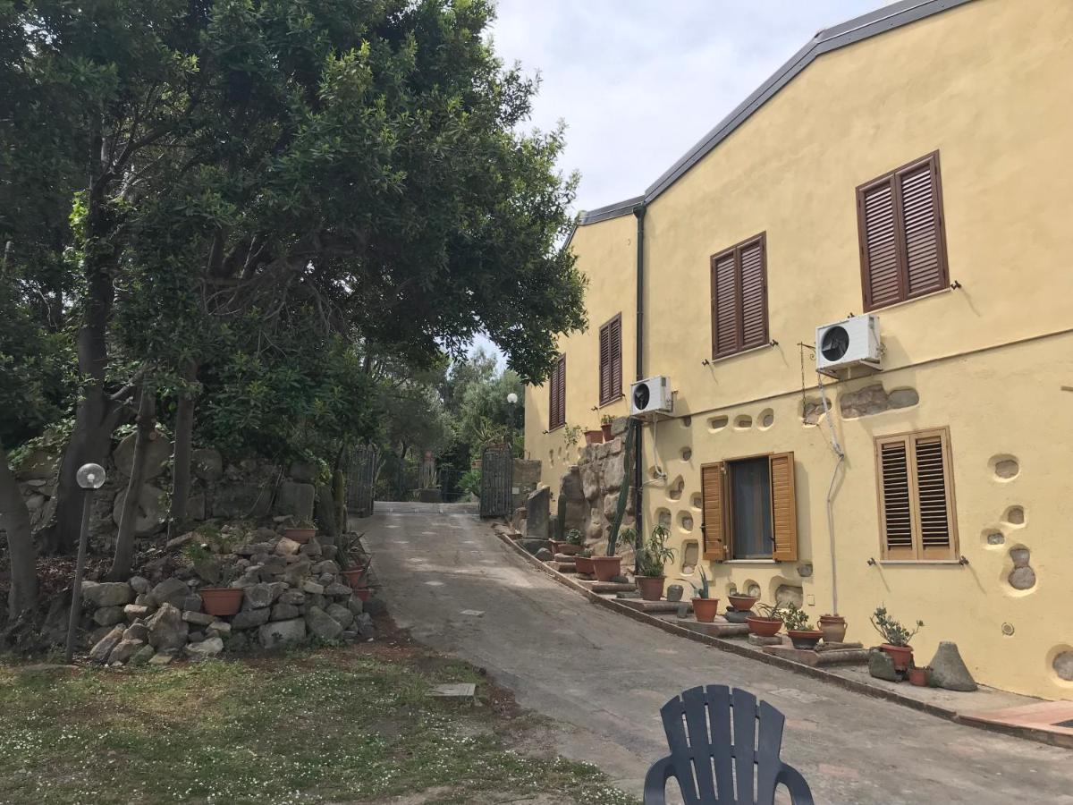 A Casa Di Peppino Villa Greco Tindari Luaran gambar
