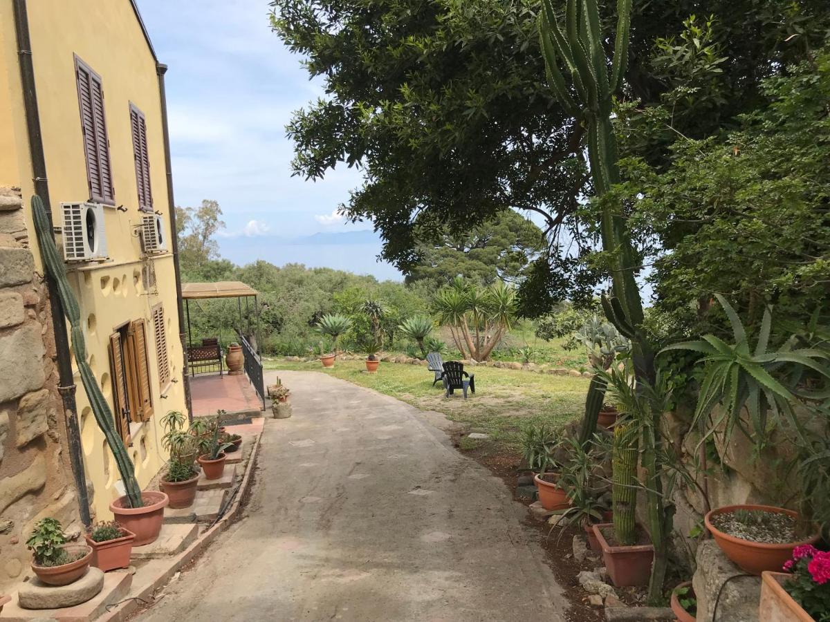 A Casa Di Peppino Villa Greco Tindari Luaran gambar